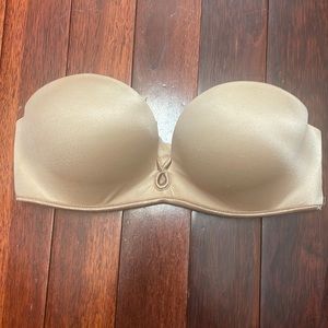 Bombshell strapless bra